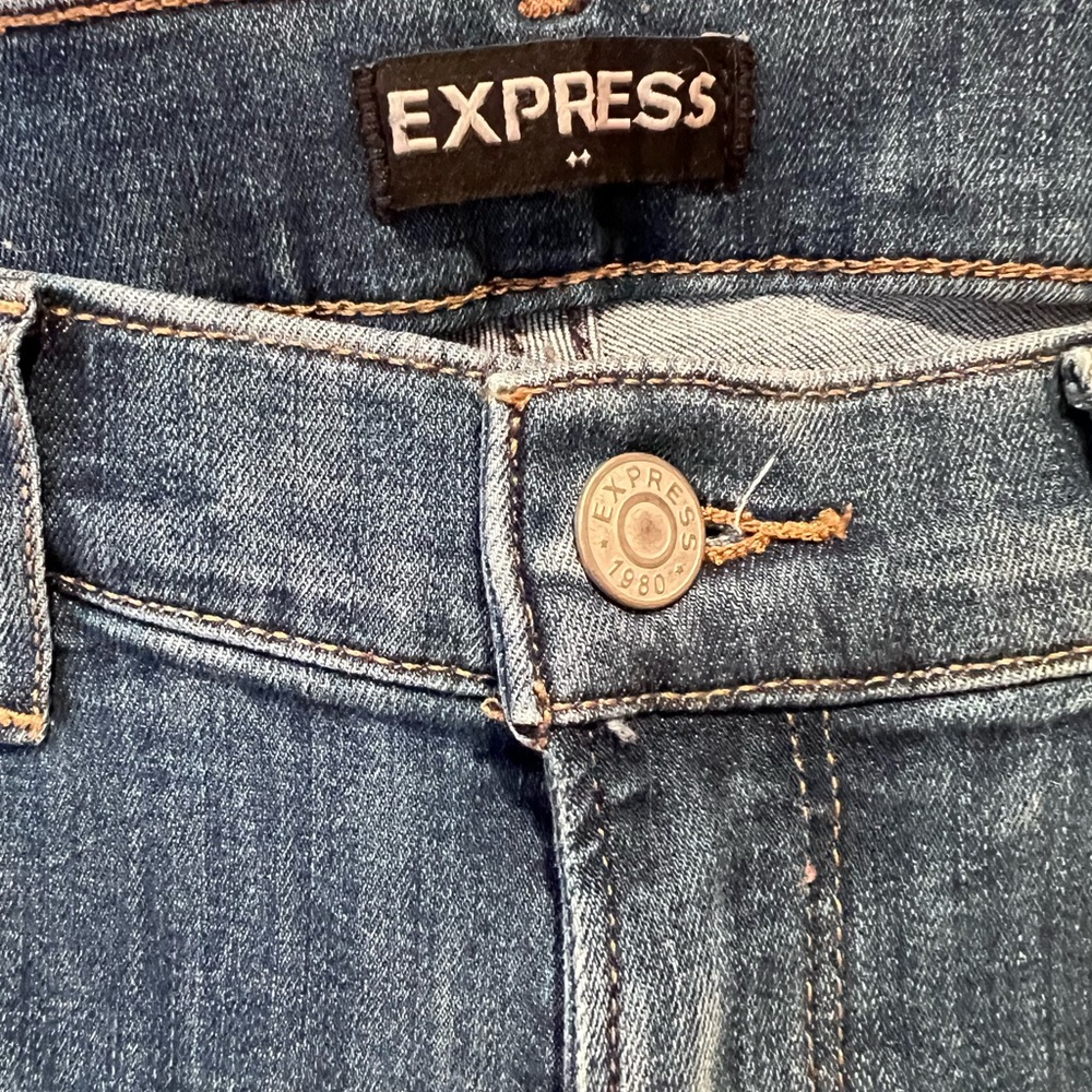Express Legging High Rise Jeans with Medium Wash and Contrast Stitching Sz12